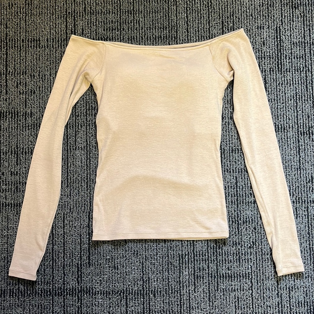 Klassy Network long sleeve off the shoulder long sleeve
